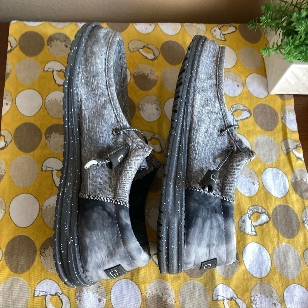 Hey Dude Raven gray tie dye Men’s shoes size 11